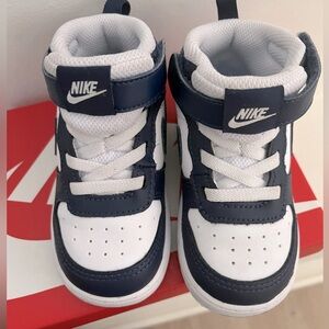 Nike Court Borough Mid 2 Toddler sneaker